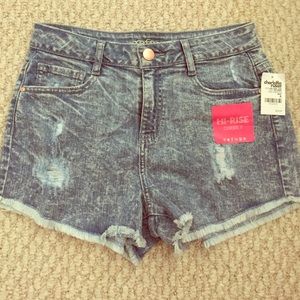 Refuge Jean Shorts