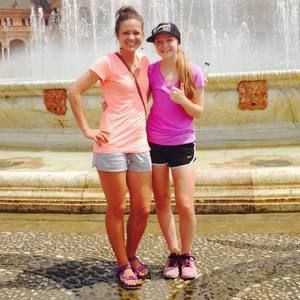 Meet your Posher, Carrie