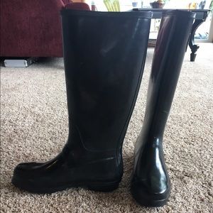 Black Rain Boots