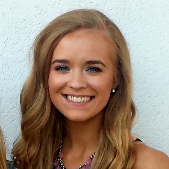 Meet your Posher, Peyton - Picture 1 of 1