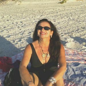 Meet your Posher, Carol