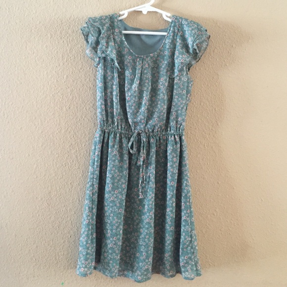 Light green girls dress