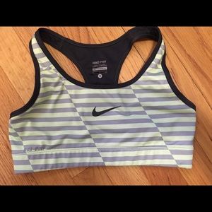 Nike Dri-fit women's sports bra