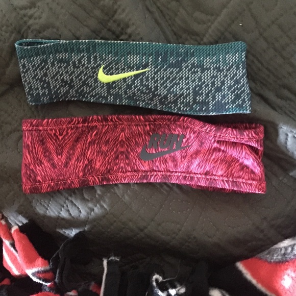 2 Nike Headbands