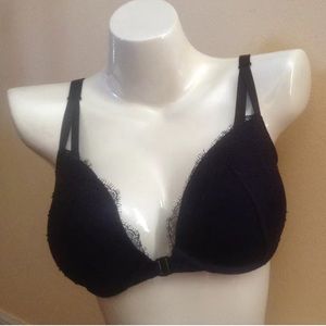 Victoria's Secret 32DD Strappy Caged Push Up BNWT