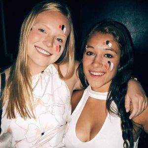 Meet your Posher, Bates