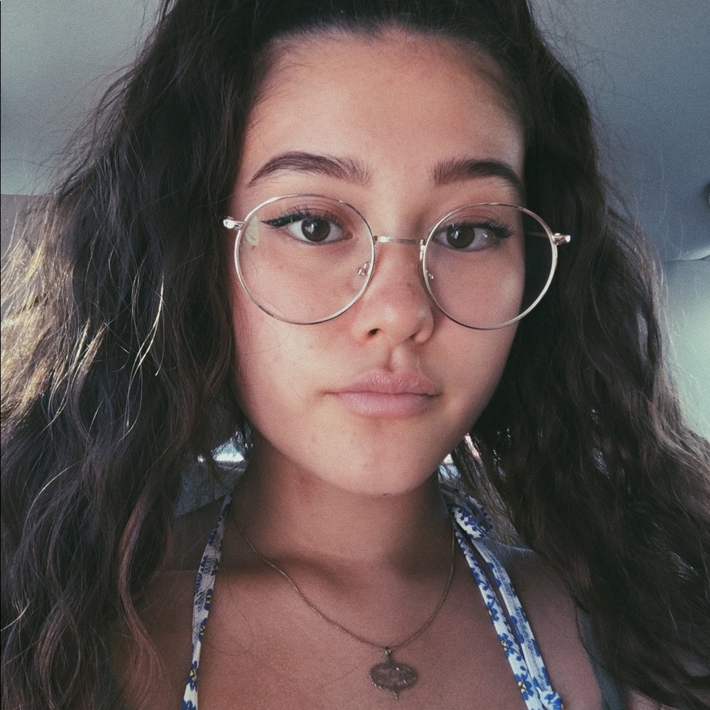 Meet your Posher, Jiana