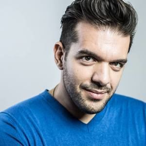 Meet your Posher, Manoli