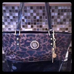 Anne Klein tote bag 👜 perfect size for travel!