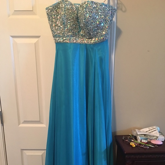 Geno's Dresses Genos Prom Dress Poshmark