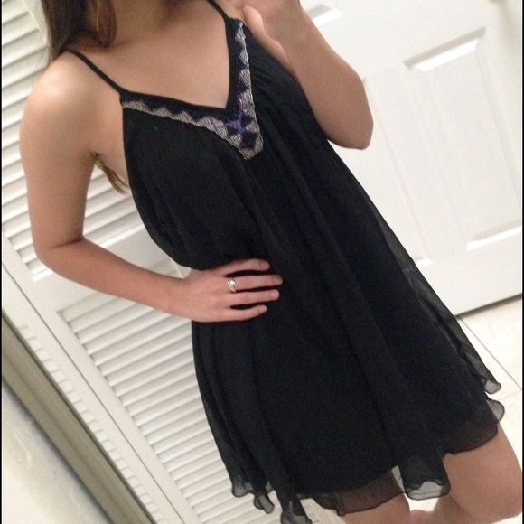 Express Dress - Picture 3 of 4