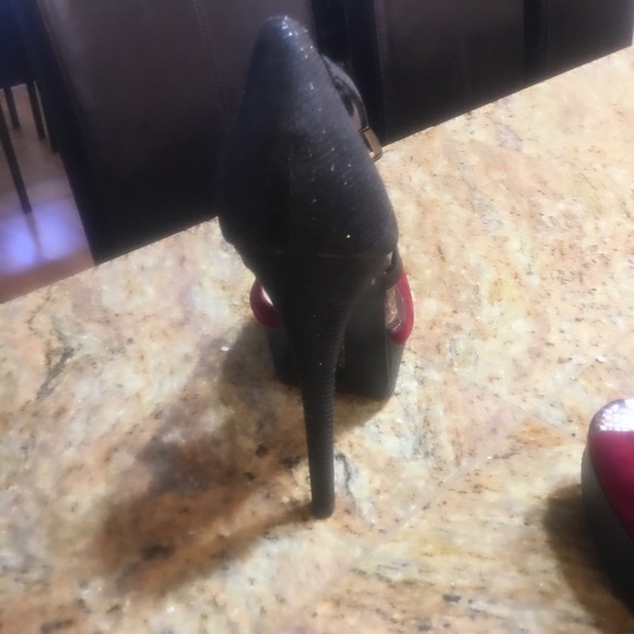 Shoes - Picture 3 of 3