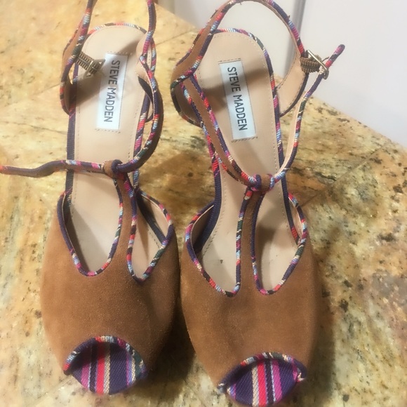 High heels - Picture 1 of 4