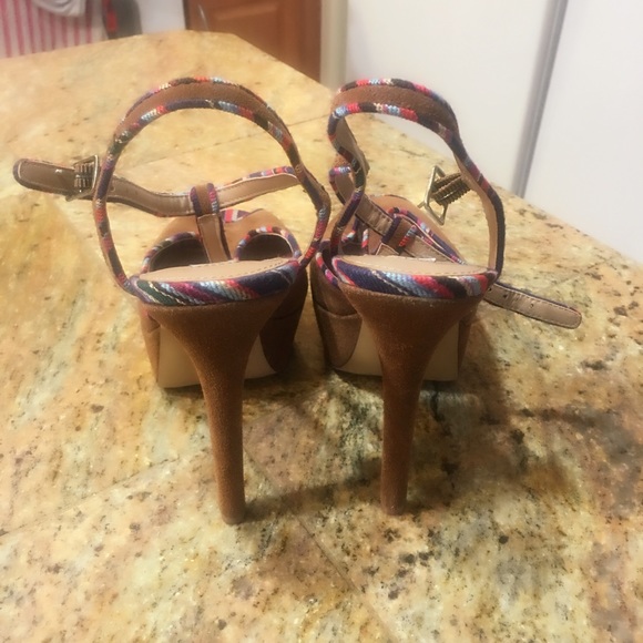 High heels - Picture 3 of 4