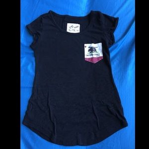 Black Tee