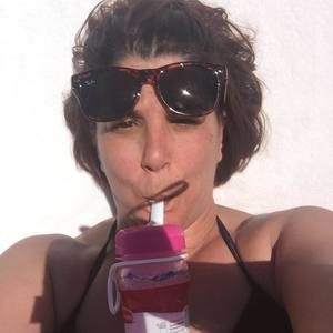 Meet your Posher, Rose