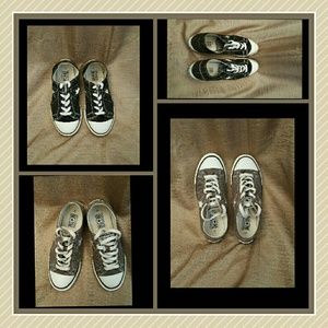 2 pairs! Grey and Black  for 20$ Final Price.