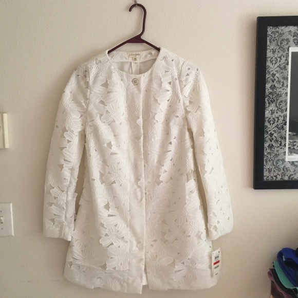 NWT Maison Jules Cutout Flower Coat