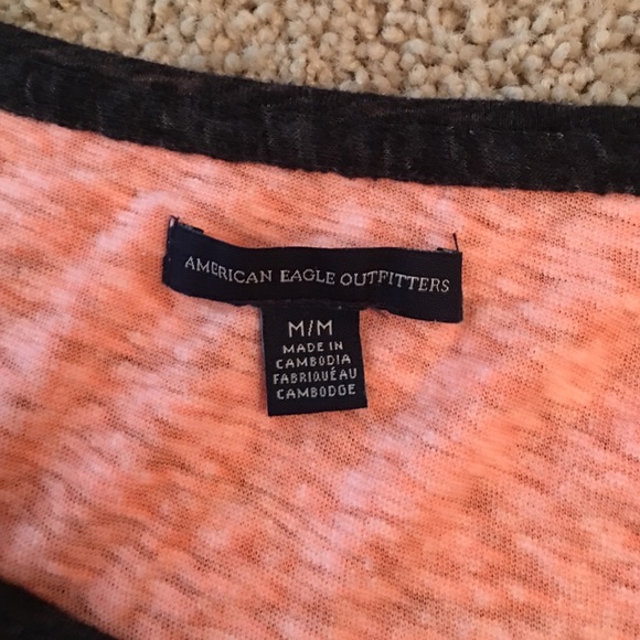 Soft Tshirt perfect with leggings - Picture 2 of 2