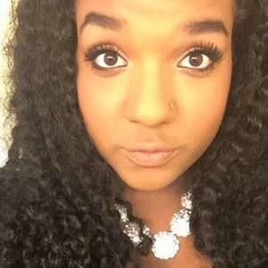 Meet your Posher, Alexis