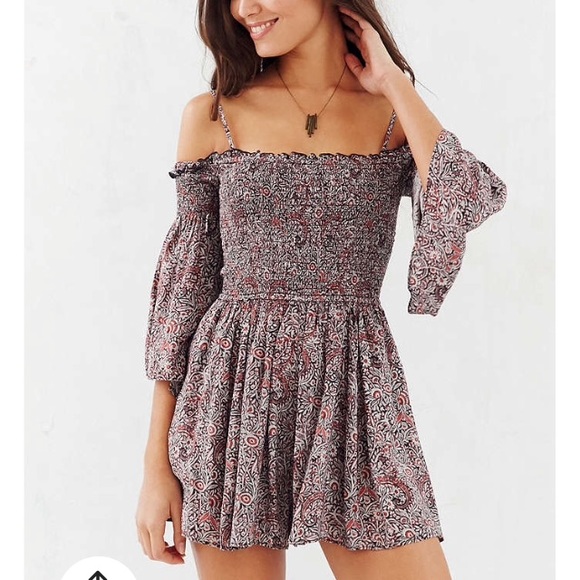 Ecote Lula Off- Shoulder Romper
