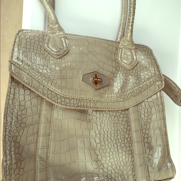 Nine West grey snake skin purse