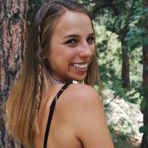 Meet your Posher, Nina