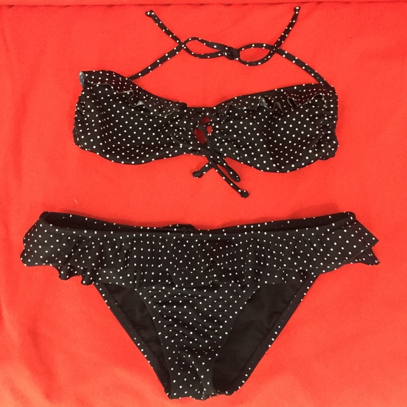 *ADORABLE* ROXY Polka Dot Bikini