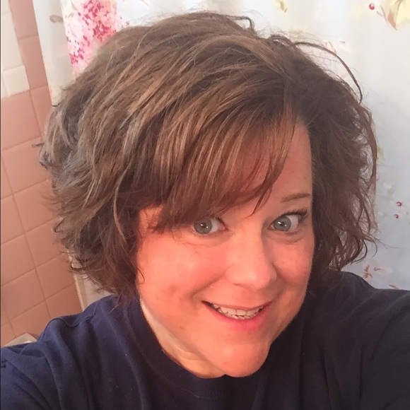 Meet your Posher, Kathy - Picture 1 of 1