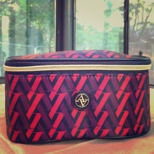 Rectangle Zip Around Beauty Case