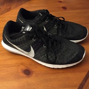 men's Nike flex fury running shoes