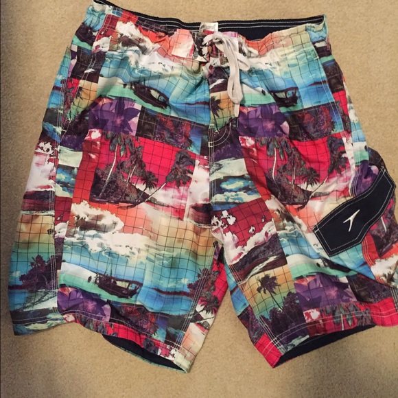NWOT. Mens Speedo Boardshorts