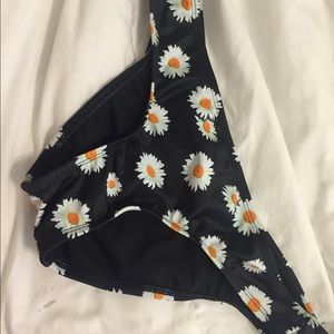 sunflower scrunch butt bikini bottoms