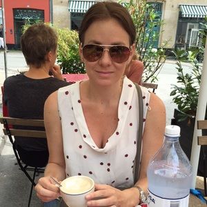 Meet your Posher, Renee