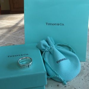 Tiffany keyhole ring with 2 real diamonds