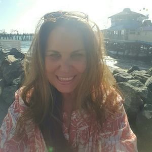 Meet your Posher, Laurie