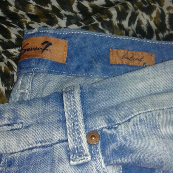 A PAIR OF " 7 FOR ALL MANKIND" DENIM JEANS - Picture 1 of 4