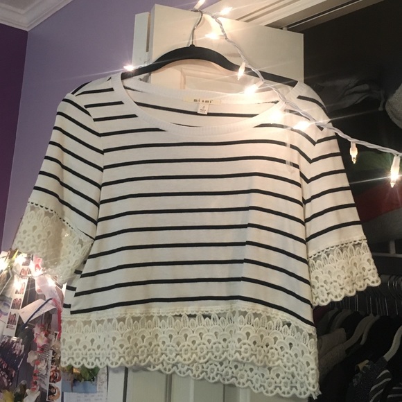 Miami striped shirt with lace