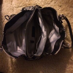 1/2 off sale!! Authentic signature coach bag!