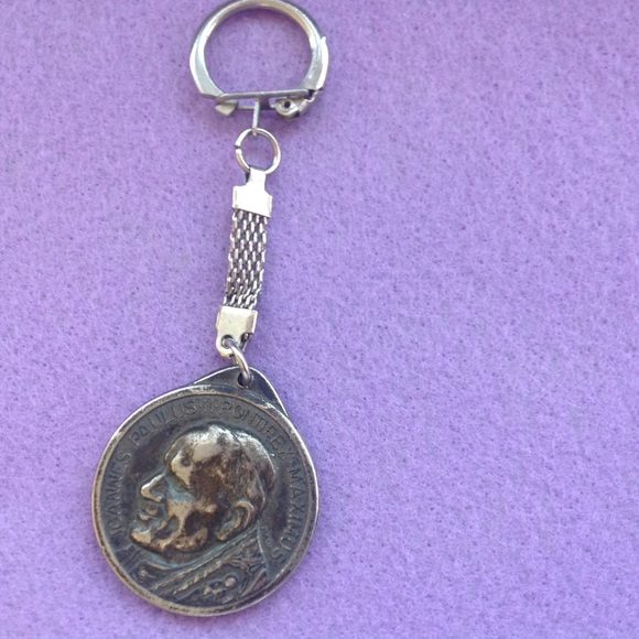 Medal pope John 23rd front Vatican Rome back.