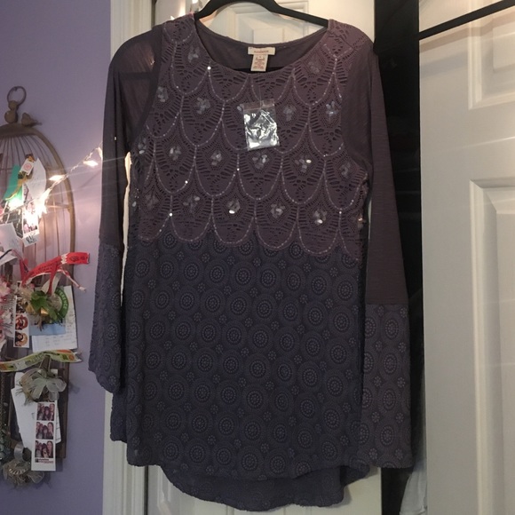 light purple/gray top from Sundance. new with tags