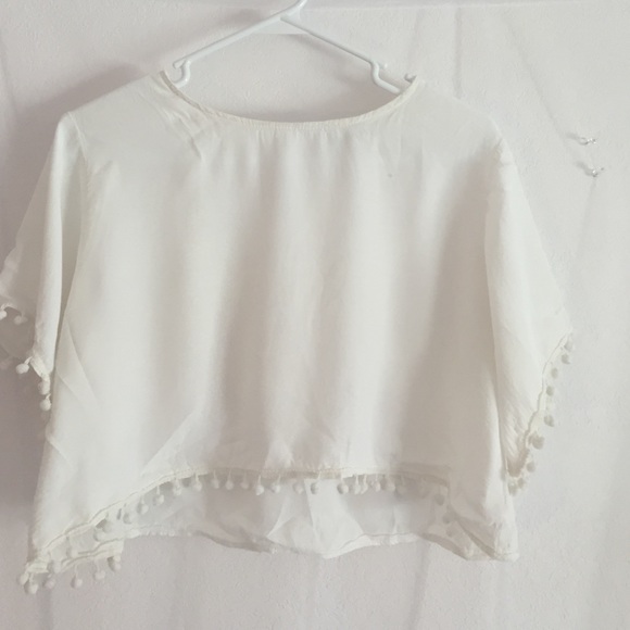 White crop top (: size small