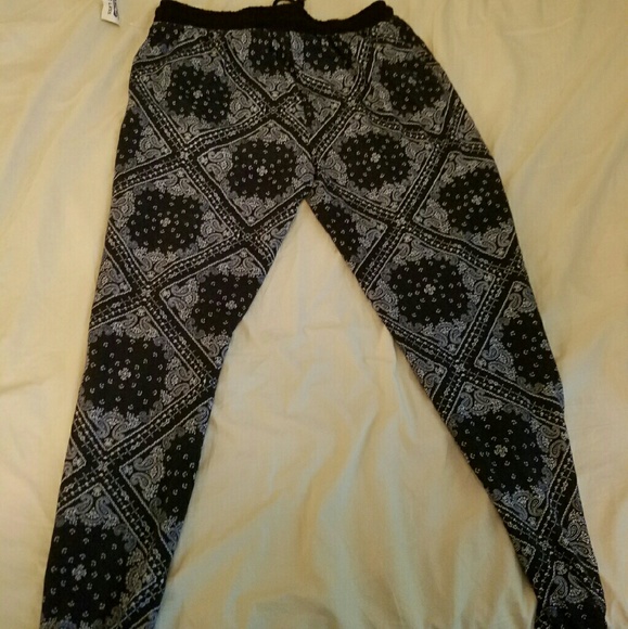 Patterned Loose jogger
