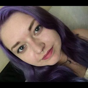 Meet your Posher, Michaela