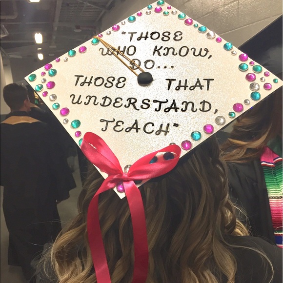 ๐ MEET THE POSHER ๐ - Picture 3 of 8