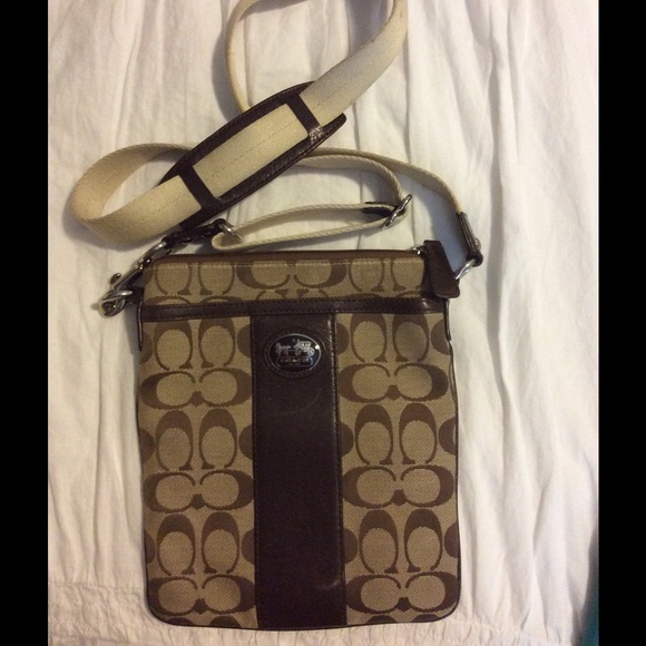 Classic Coach Crossbody