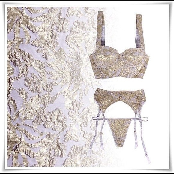 victorias secret Designer collection lined bustier - Picture 7 of 8