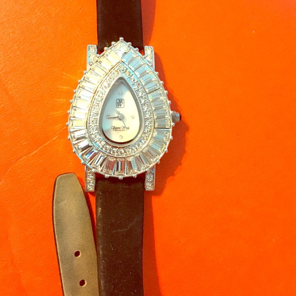Valerie Wick Jewelry - Valerie Wick Beverly Hills REAL Crystal watch