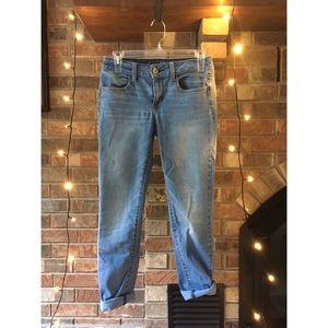 AEO light wash skinny jeans