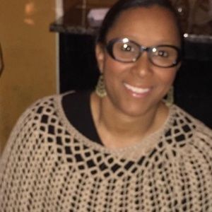 Meet your Posher, Yvette